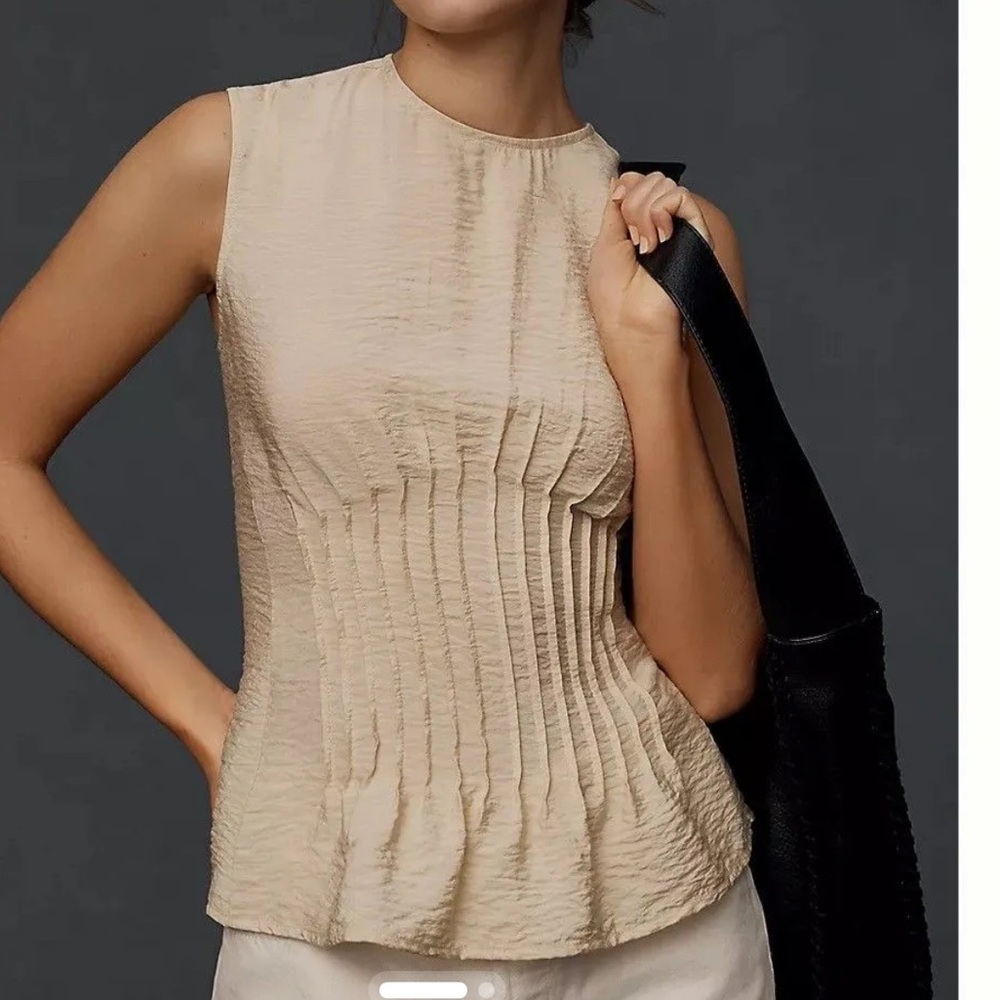NWT Anthropologie The Della Pleated Top - Picture 3 of 3